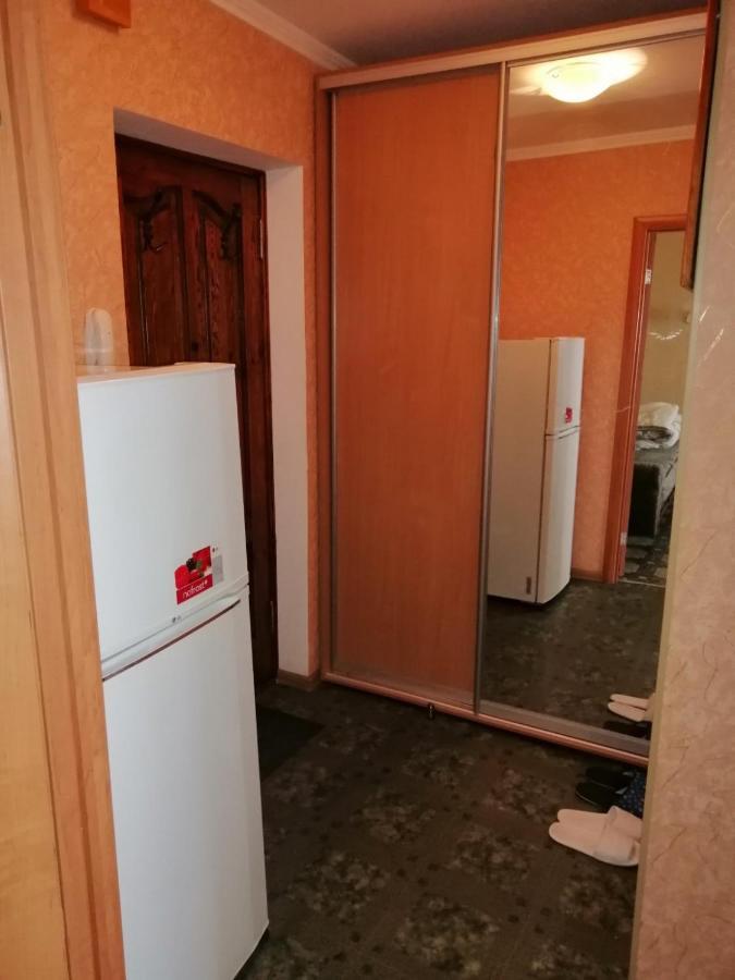 Апартаменты На Победы 25 Kremenchuk Bagian luar foto